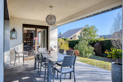 Maison - 261 m² - 11 pièces