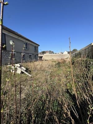 Terrain constructible - 350 m²