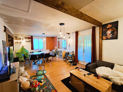 Maison - 137 m² - 5 pièces