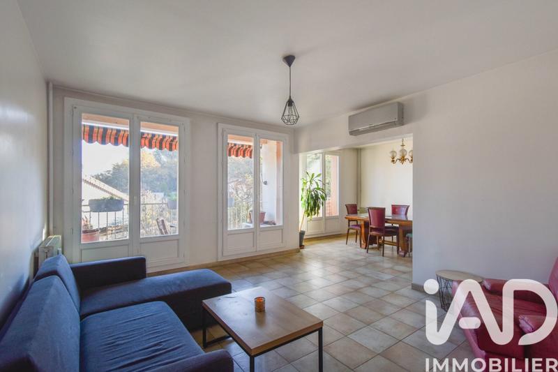 Appartement - 96 m² - 4 pièces