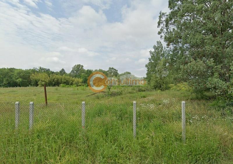 Terrain industriel - 8 511 m²