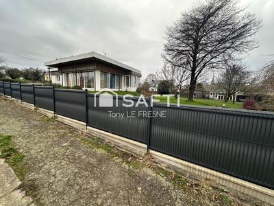 Maison - 101 m² - 5 pièces