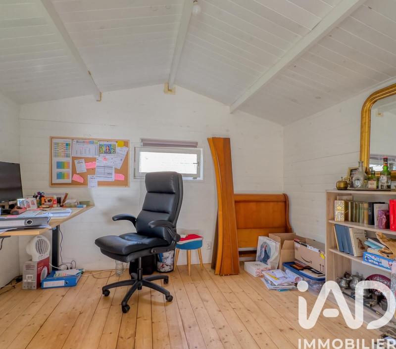 Maison - 195 m² - 9 pièces