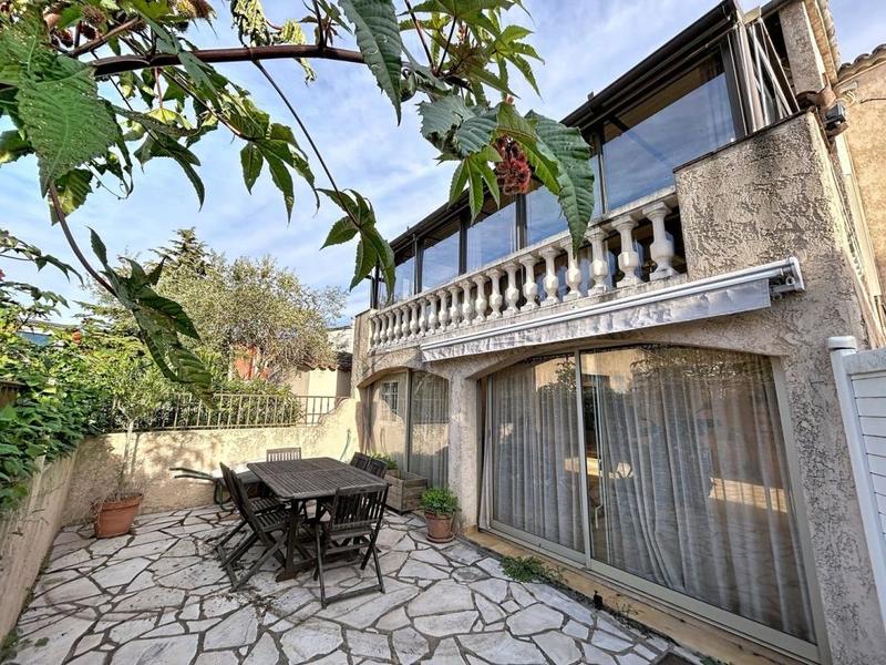 Maison - 88 m² - 3 pièces