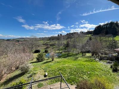 Maison - 217 m² - 7 pièces