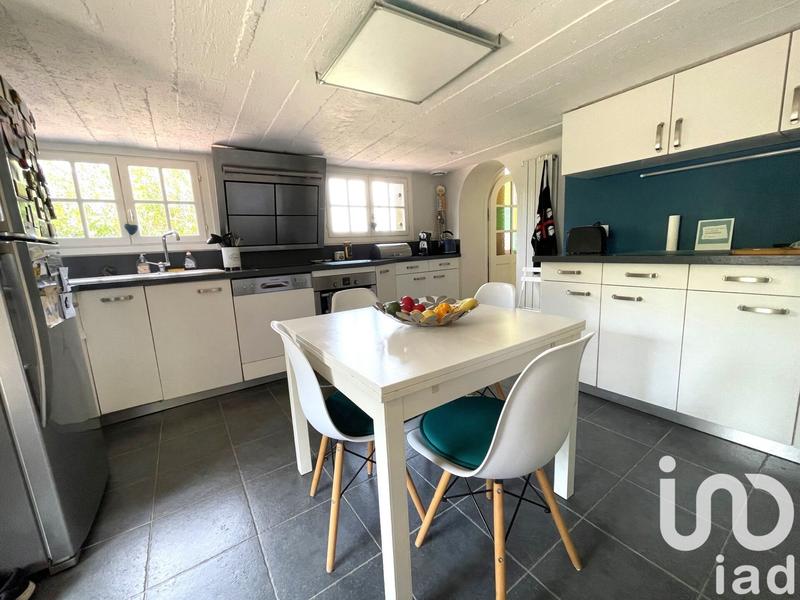 Maison - 145 m² - 8 pièces