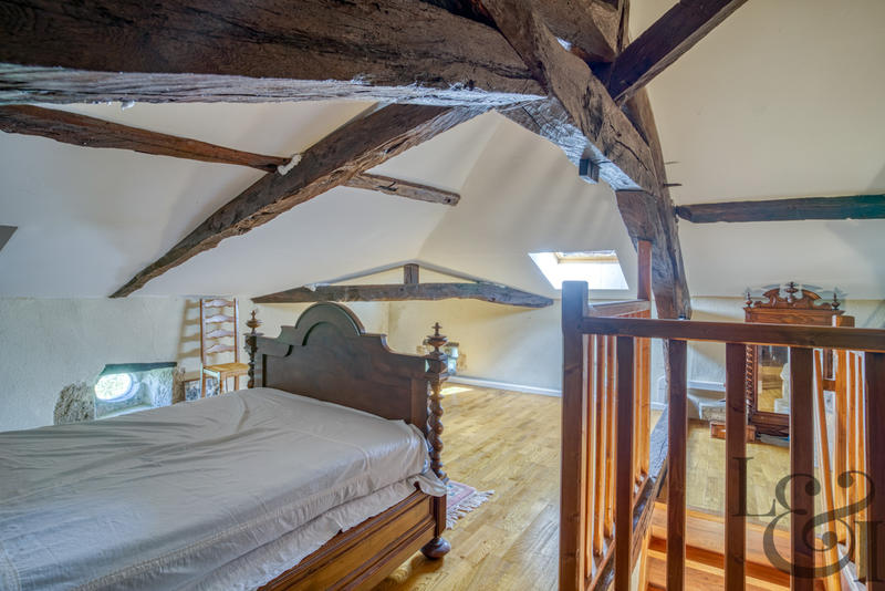 Maison - 190 m² - 7 pièces