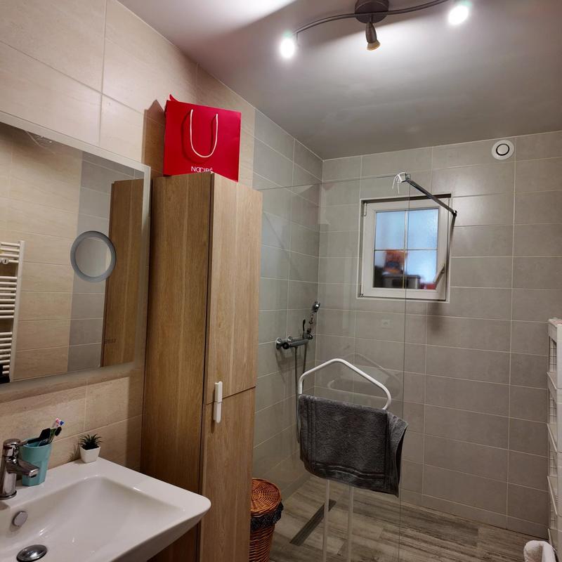 Maison - 186 m² - 7 pièces