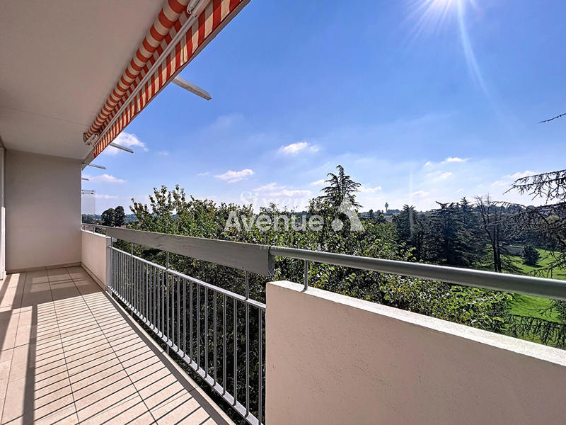 Appartement - 72 m² - 3 pièces