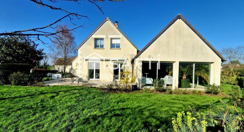 Maison - 246 m² - 7 pièces