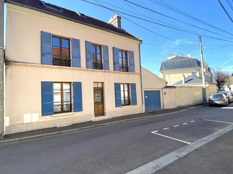 Maison ancienne - 119 m² - 6 pièces