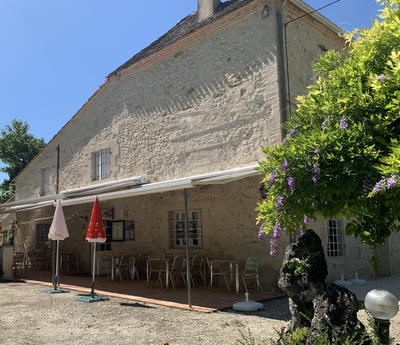 Maison - 450 m² - 10 pièces