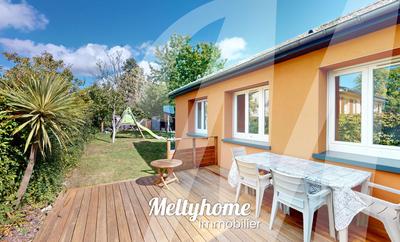 Maison - 95 m² - 4 pièces