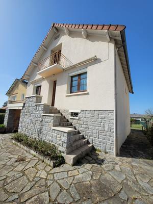 Maison - 97 m² - 5 pièces