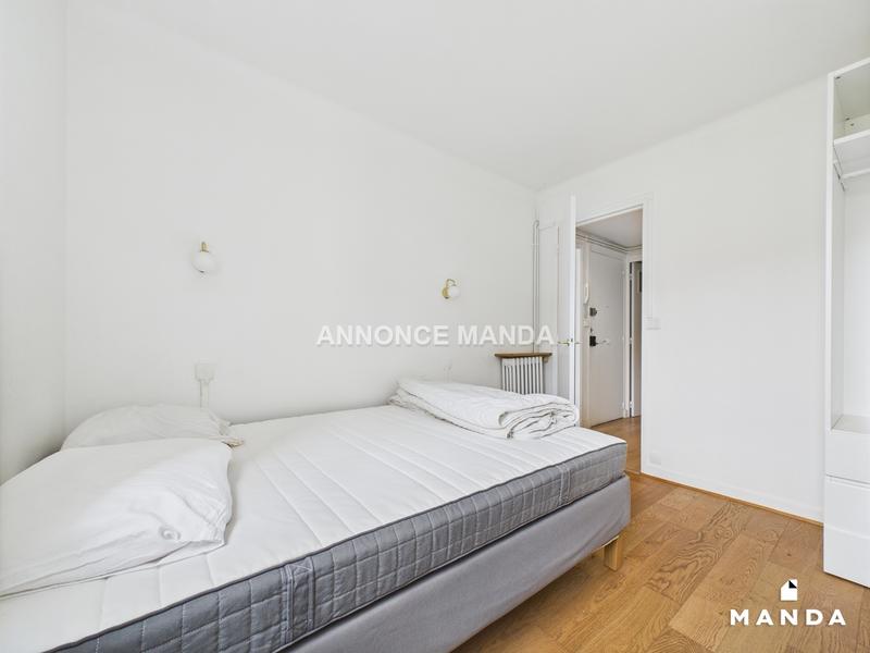 Chambre - 9 m² - 4 pièces