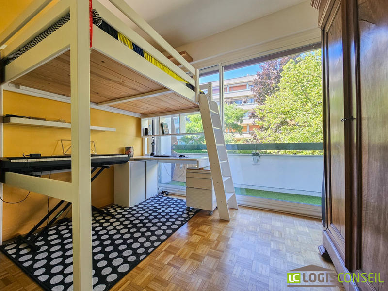 Appartement - 114 m² - 5 pièces