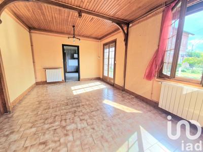 Maison - 84 m² - 5 pièces
