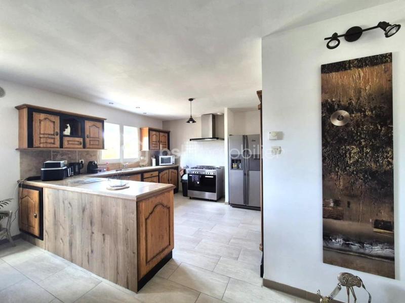 Maison traditionnelle - 190 m² - 9 pièces