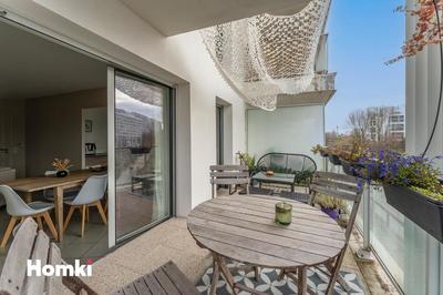 Appartement - 80 m² - 4 pièces