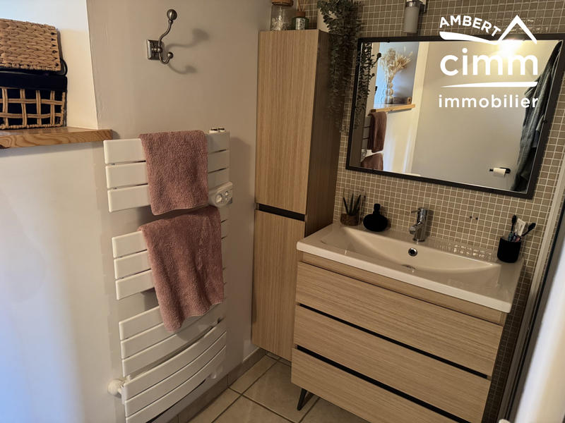 Maison - 177 m² - 9 pièces