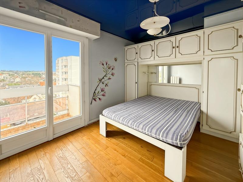 Appartement - 106 m² - 5 pièces