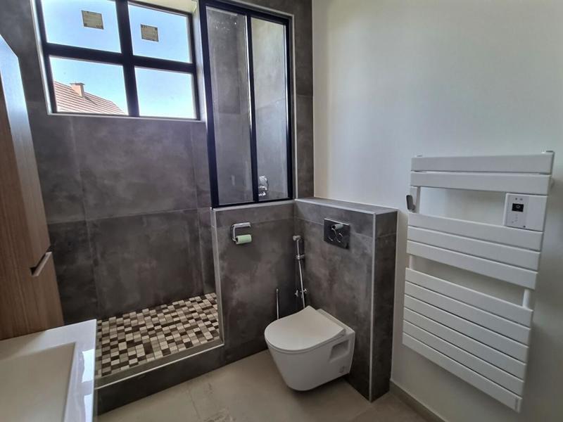 Maison - 161 m² - 6 pièces