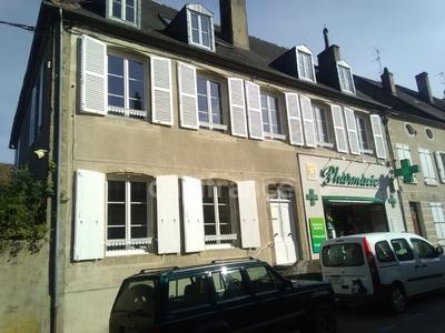 Immeuble - 240 m² - 6 pièces
