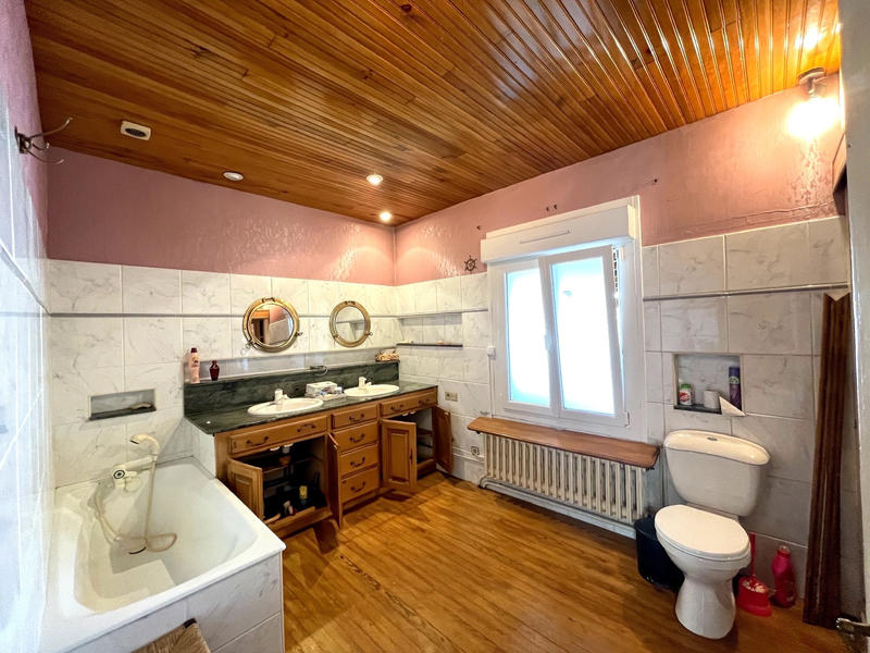 Maison - 122 m² - 6 pièces