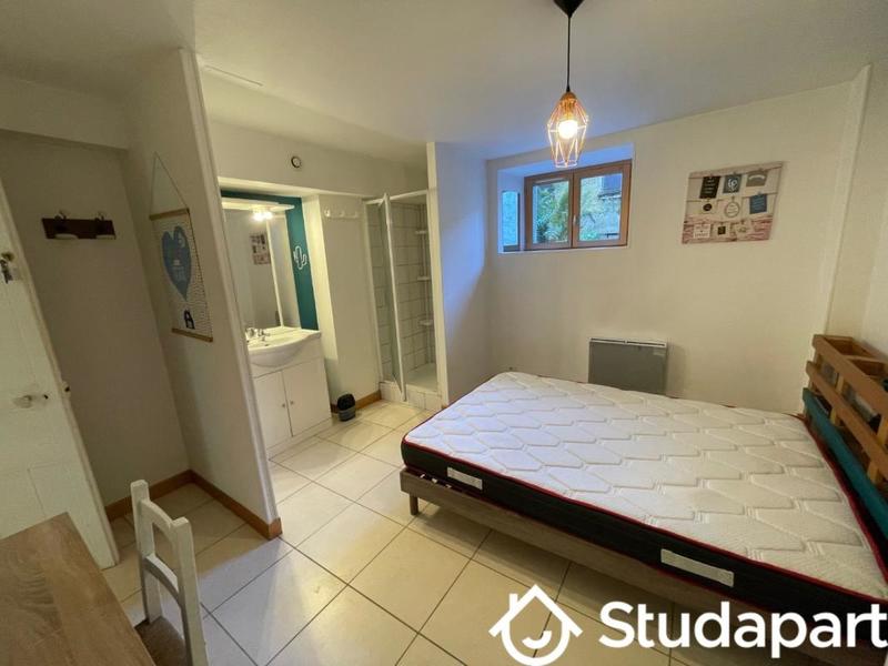 Chambre - 17 m² - 1 pièce