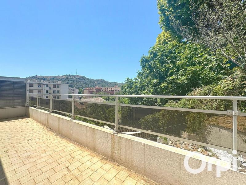 Appartement - 75 m² - 3 pièces