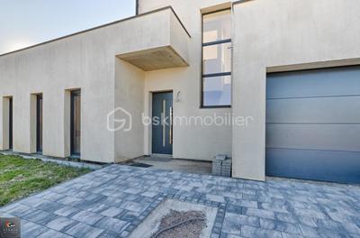 Maison - 150 m² - 6 pièces