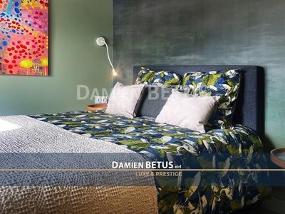 Maison - 186 m² - 11 pièces