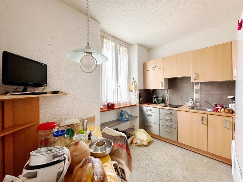 Maison - 300 m² - 5 pièces