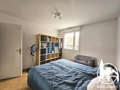 Appartement - 80 m² - 4 pièces