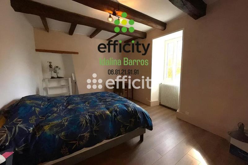 Maison - 240 m² - 7 pièces