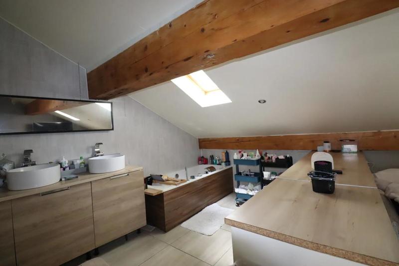 Maison jumelée - 164 m² - 4 pièces