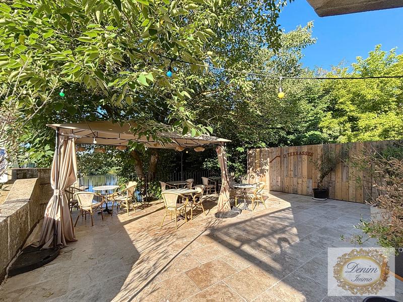 Local commercial - 180 m²