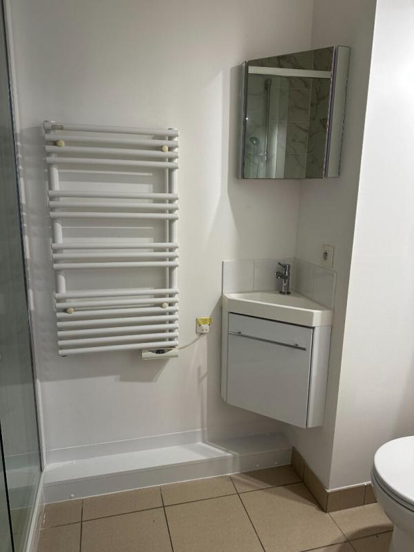 Appartement - 95 m² - 5 pièces