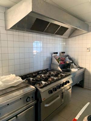 Maison - 200 m² - 1 pièce