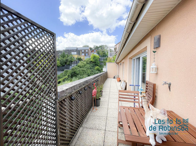 Appartement - 135 m² - 6 pièces