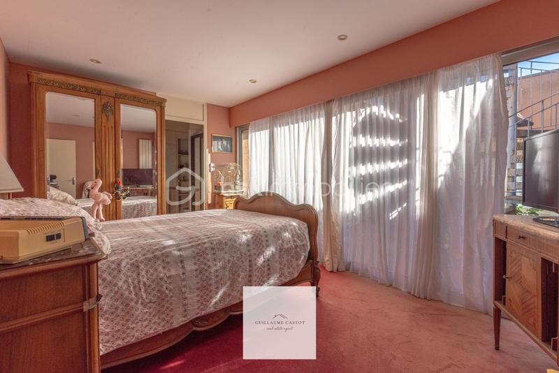 Maison d'architecte - 259 m² - 9 pièces