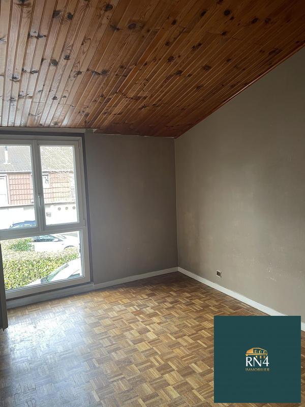 Maison - 84 m² - 4 pièces