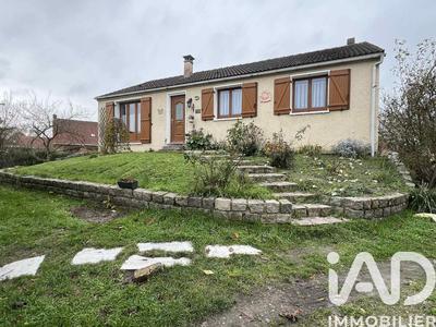 Maison - 99 m² - 4 pièces