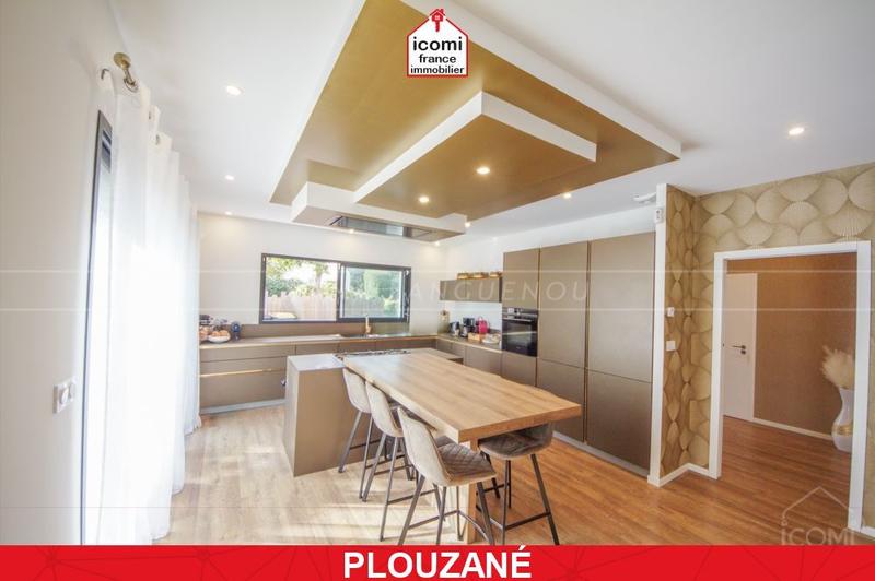 Maison - 200 m² - 5 pièces