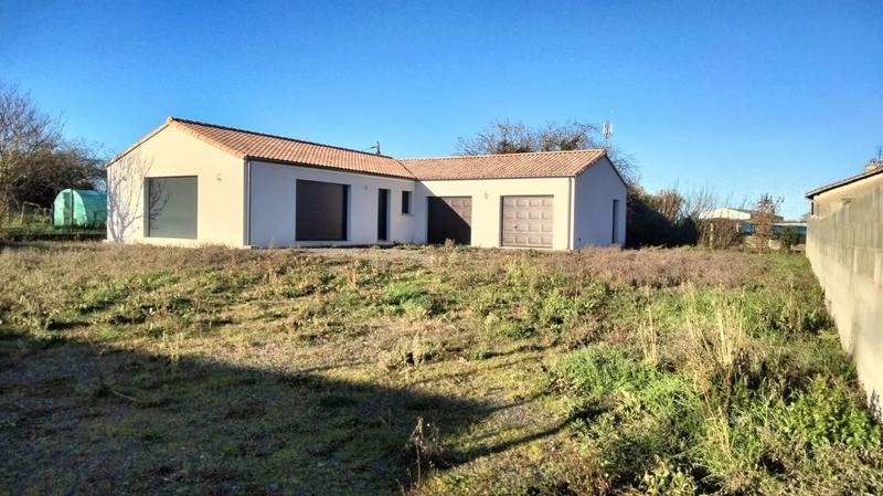 Maison - 102 m² - 4 pièces