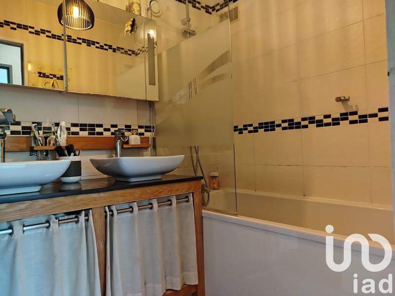 Appartement - 98 m² - 5 pièces