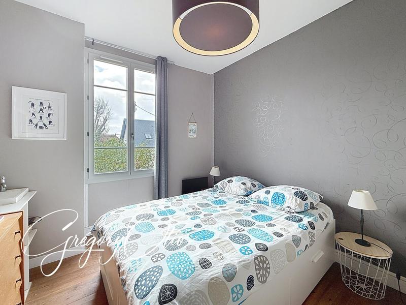 Maison - 91 m² - 5 pièces