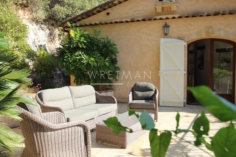 Villa - 233 m² - 5 pièces