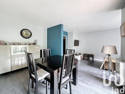 Appartement - 90 m² - 4 pièces