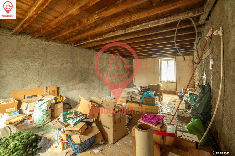 Maison de village - 94 m² - 5 pièces